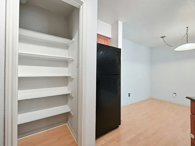 2450 Wickersham Ln #710 — Photo 10
