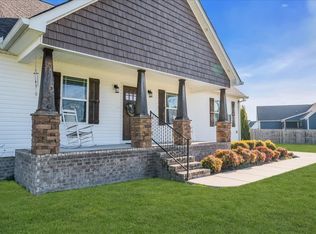 837 Richland Farms Dr, Manchester, TN 37355