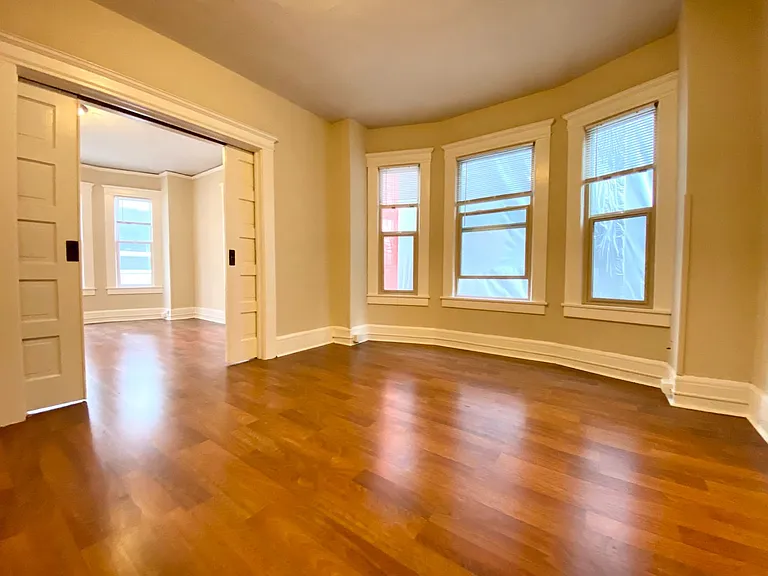 1511 Boylston Ave — Photo 4