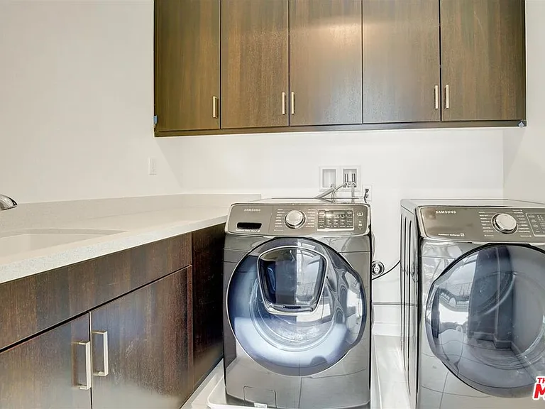 2693 Paragon Loop — Photo 25
