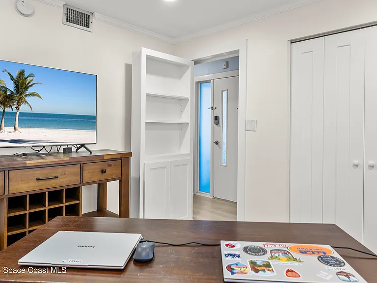 5050 Ocean Beach Blvd #301 — Photo 6