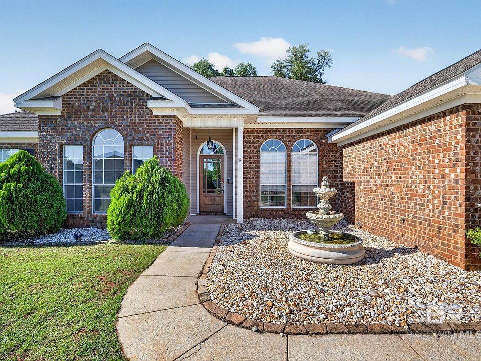 1st image of 16566 Tyson Dr