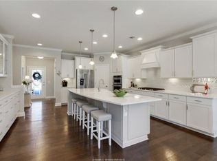 137 Valleybrooke Ct S, Bluffton, SC 29909