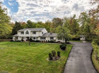 3 Yardley Rd, Mendham, NJ 07945