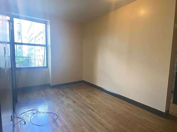 5th image of 147 Bleecker St APT 3R