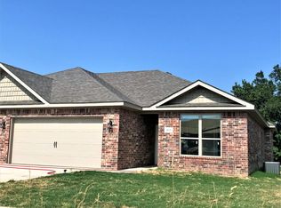 209 Alder St, Pea Ridge, AR 72751