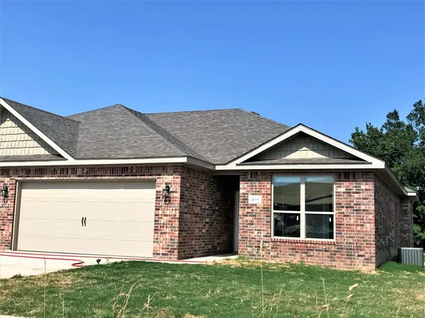 209 Alder St, Pea Ridge, AR 72751