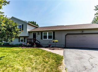 8220 Erskine Dr, Bridgeport, NY 13030