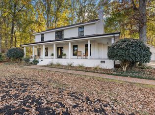 14 Bateswood Dr, Greer, SC 29651