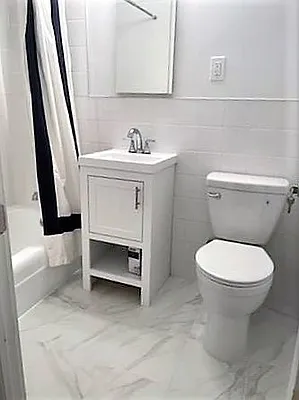 Rented by New York Private Realty Group | media 16