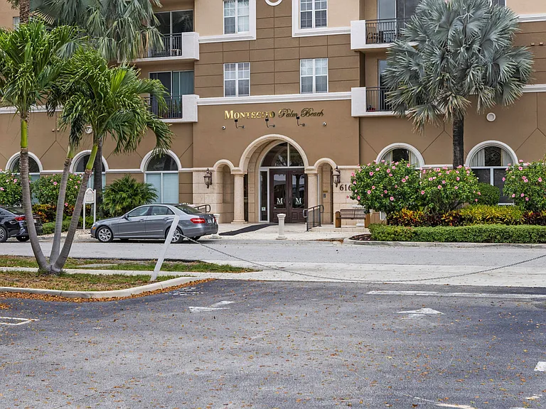 616 Clearwater Park Rd #1202 — Photo 15