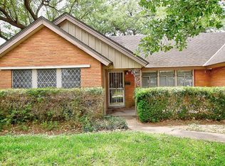8822 Glenloch Dr, Houston, TX 77061