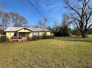 4129 Sandfort Rd, Phenix city, AL 36869