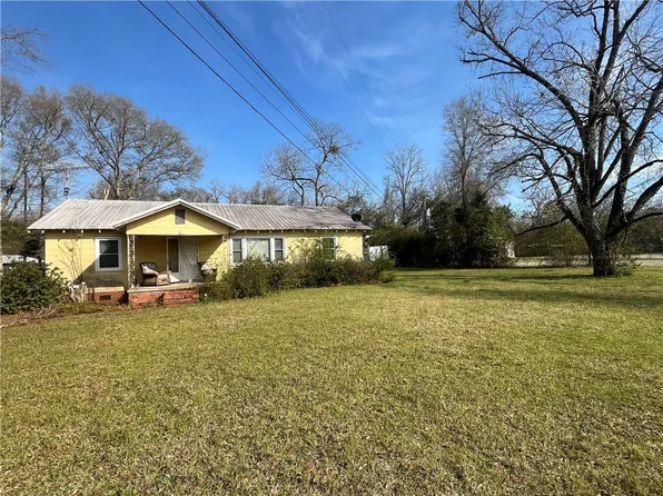 4129 Sandfort Rd, Phenix City, AL 36869