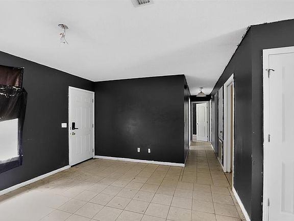 3rd image of 5179 MARCUS DRIVE