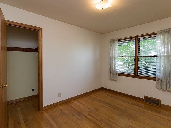 5th image of 112 Francis Dr