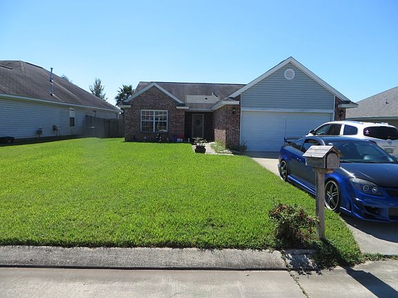 2nd image of 18109 Lake Vista Dr