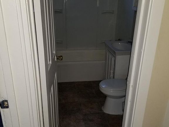 4th image of 31484 Alcona Ct