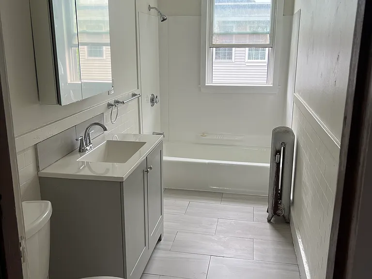 149 Howard St #2 — Photo 1