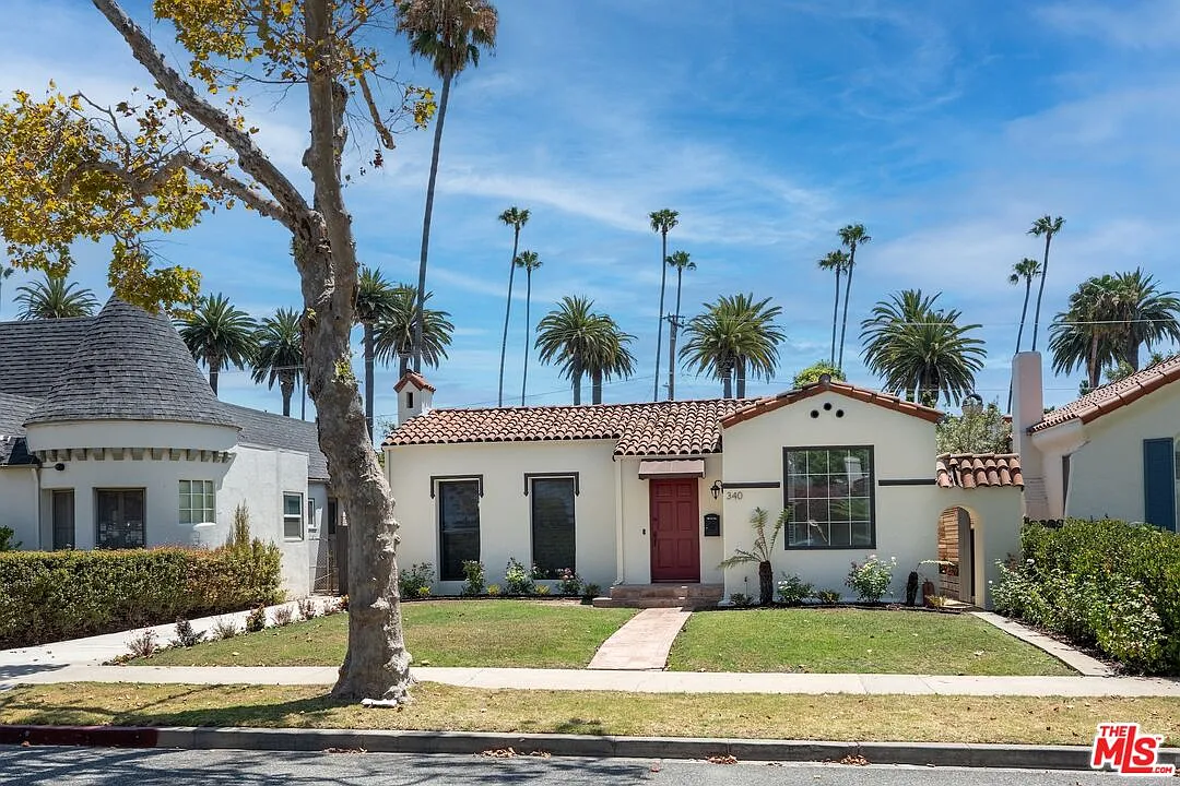 3 bed, 2.0 bath, 1864 sqft, $9,500 — Photo 1