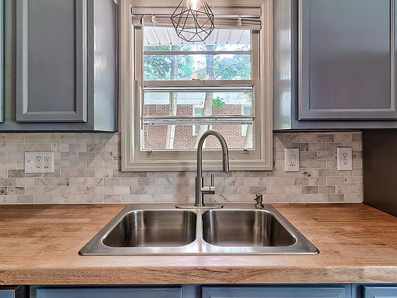 5th image of 2524 Marling Dr