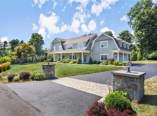 18 Devonshire Rd, Norwalk, CT 06850