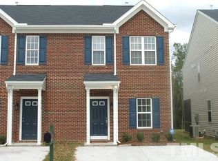 5912 Osprey Cove Dr, Raleigh, NC 27604
