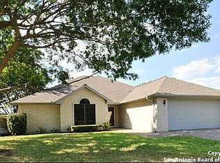 852 Royal Ave, New Braunfels, TX 78130