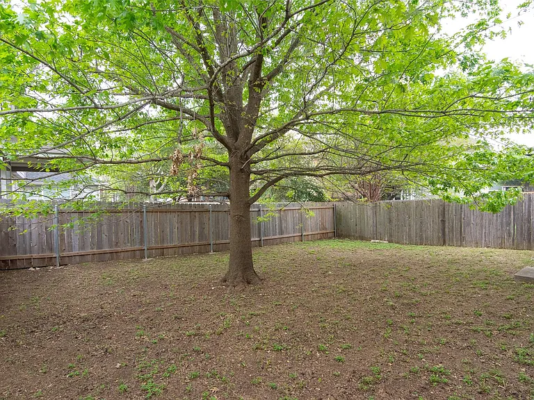 10509 Wylie Dr #338 — Photo 33