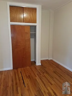 Rented by Skyline Group Real Estate | media 31