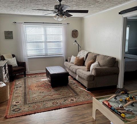 5th image of 2685 Pineworth Rd