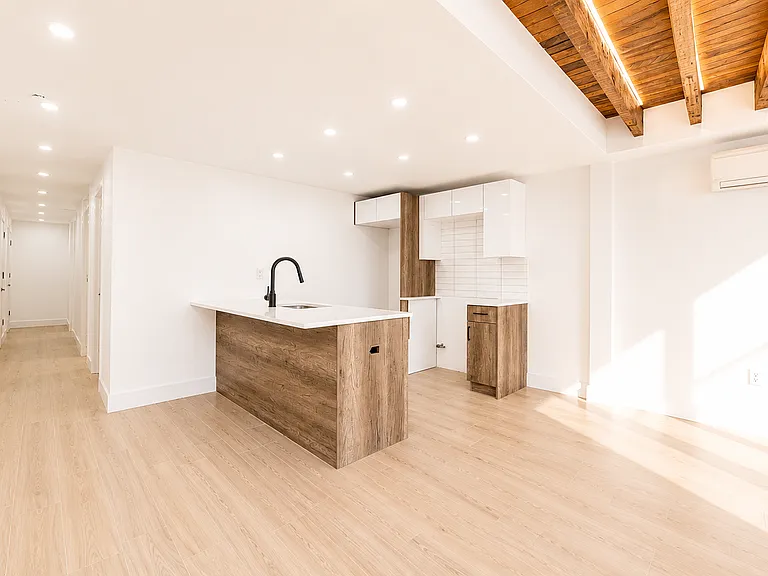 323 Hart St #1E — Photo 3