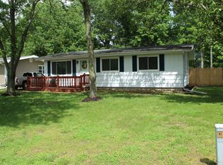 10430 Evergreen Dr, Manito, IL 61546