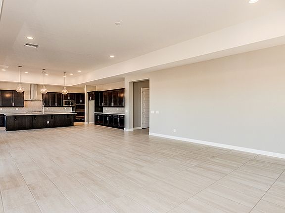 3rd image of 4070 E Yellowstone Pl