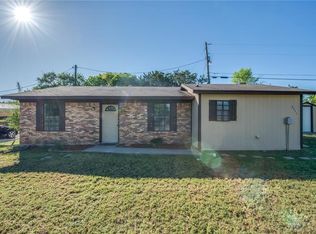2711 E Briarwood St, Granbury, TX 76048
