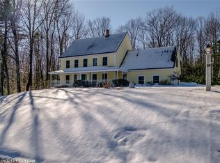 29 Country Crk, North Yarmouth, ME 04097