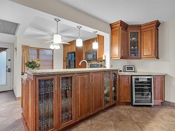 2nd image of 3306 Aruba Way #M3