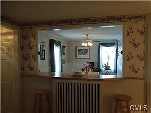 5th image of 606 Burnsford Ave