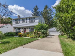 1151 Sabron Dr, East Lansing, MI 48823