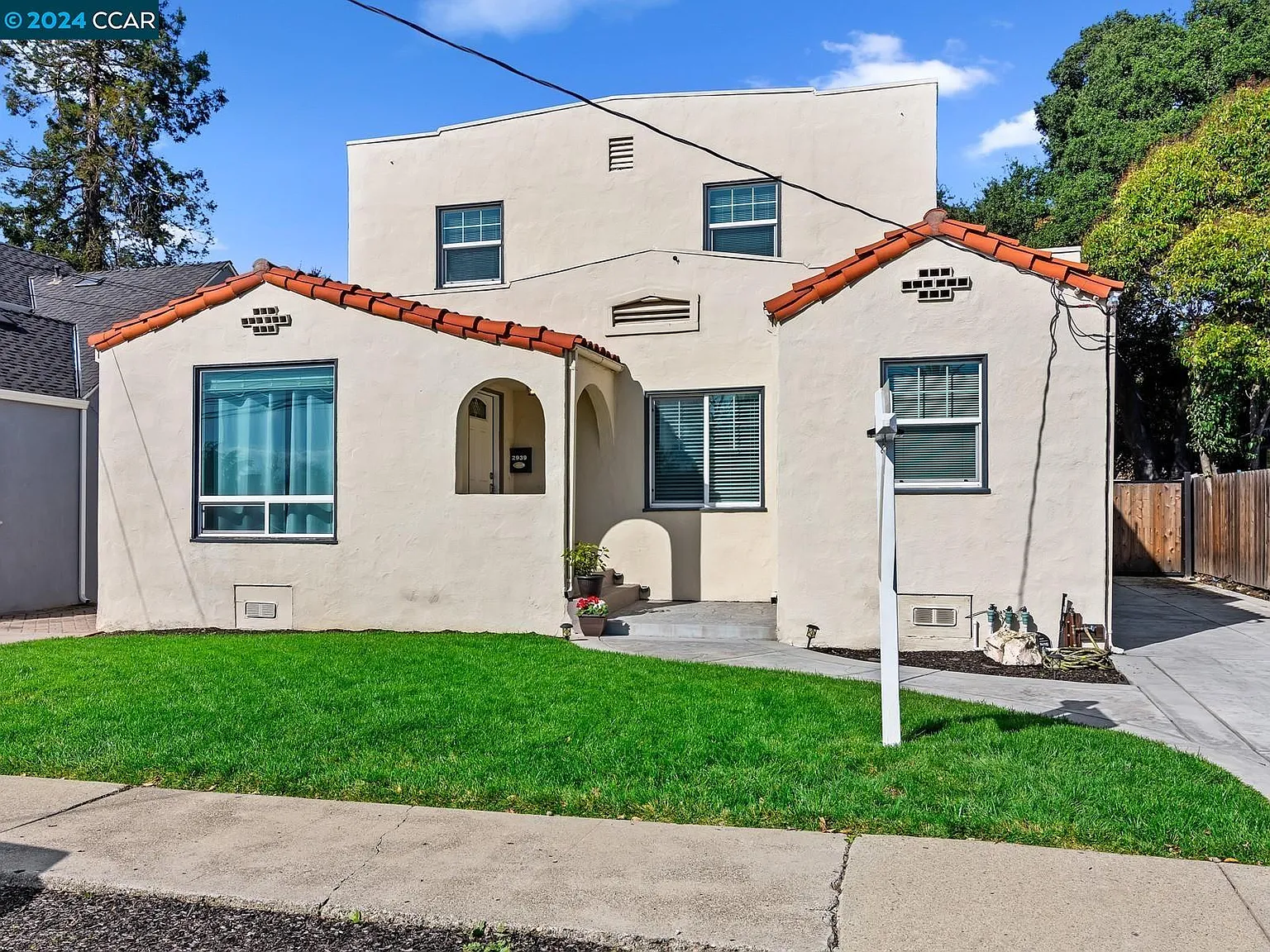 2939 Concord Blvd photo 1
