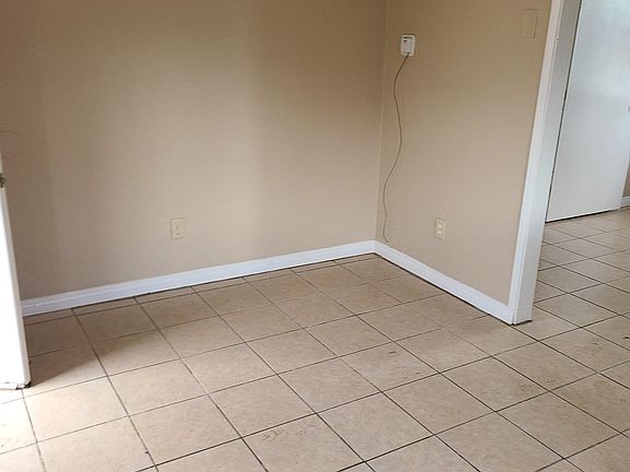 4th image of 3220 N F St #3220