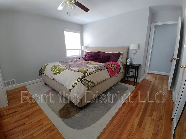 4839 Yuma St NW — Photo 10