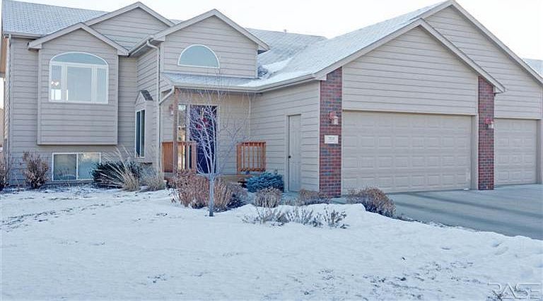 1st image of 7804 S Hughes Ave
