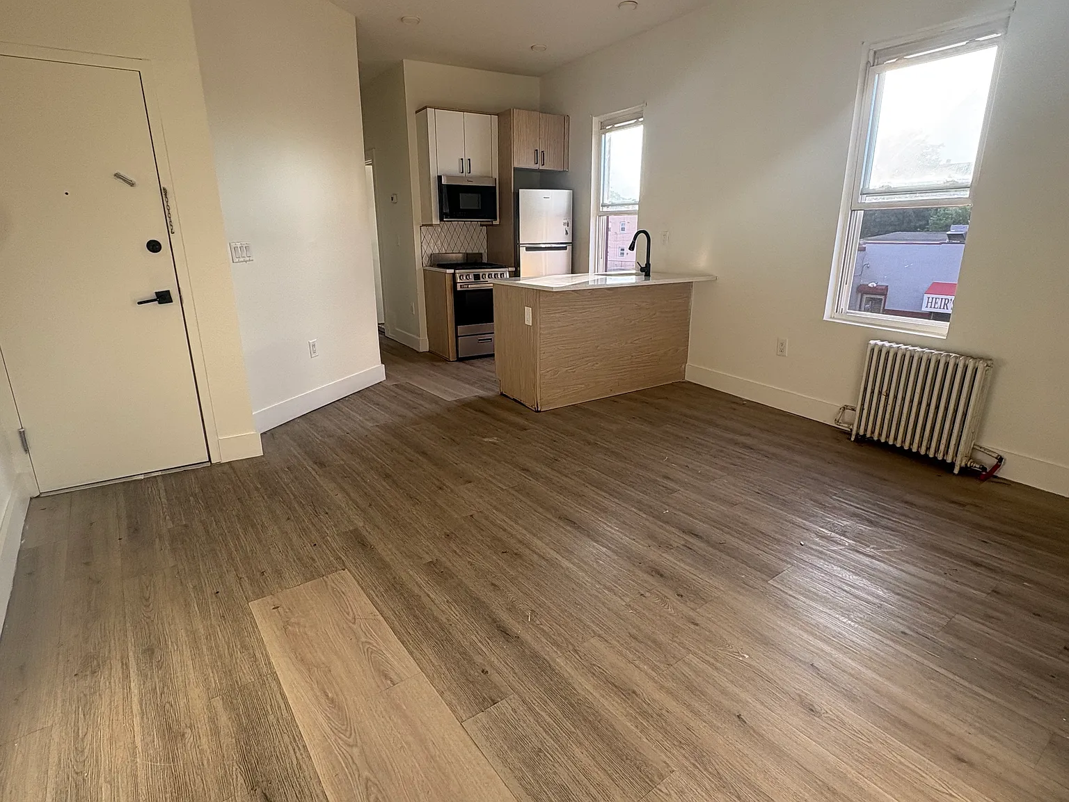 2 bed, $2,100 — Photo 2