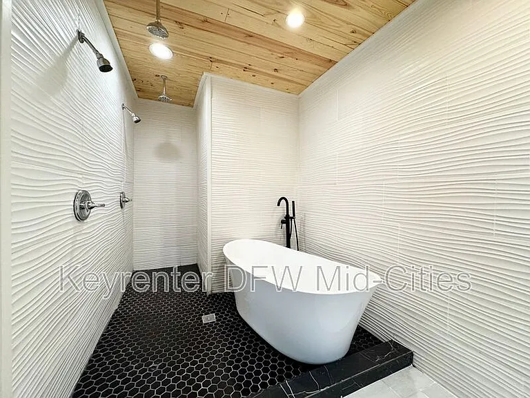 2703 Downing Ave — Photo 13