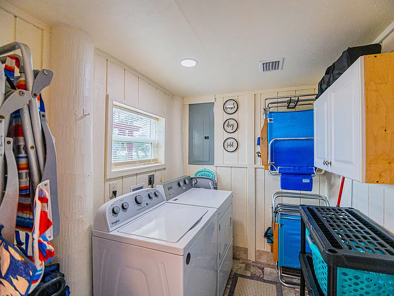 5372 Palmetto St — Photo 17