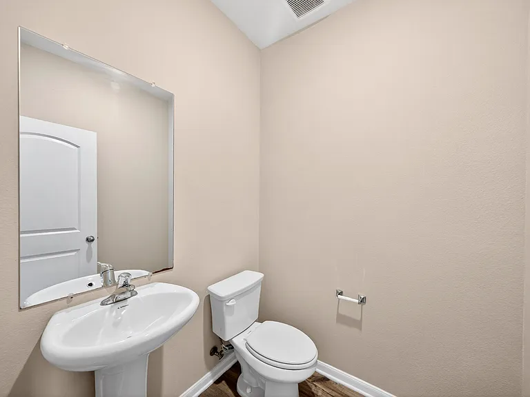 311 Foster Ln — Photo 10