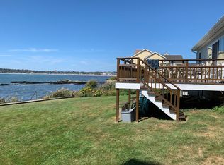 53 Shore Dr, Middletown, RI 02842