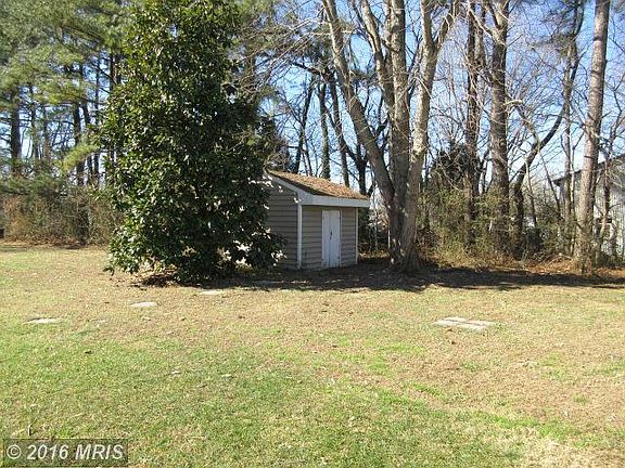 4th image of 3810 Rumsey Dr