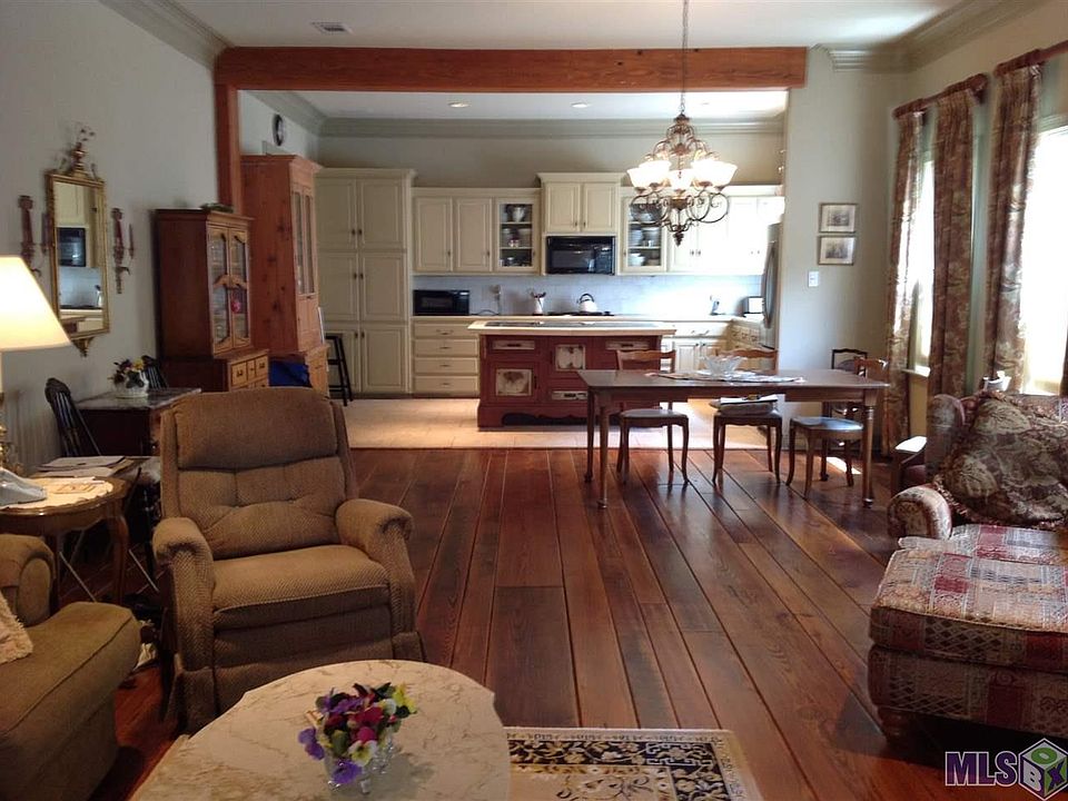2nd image of 9146 Old Garden Ln